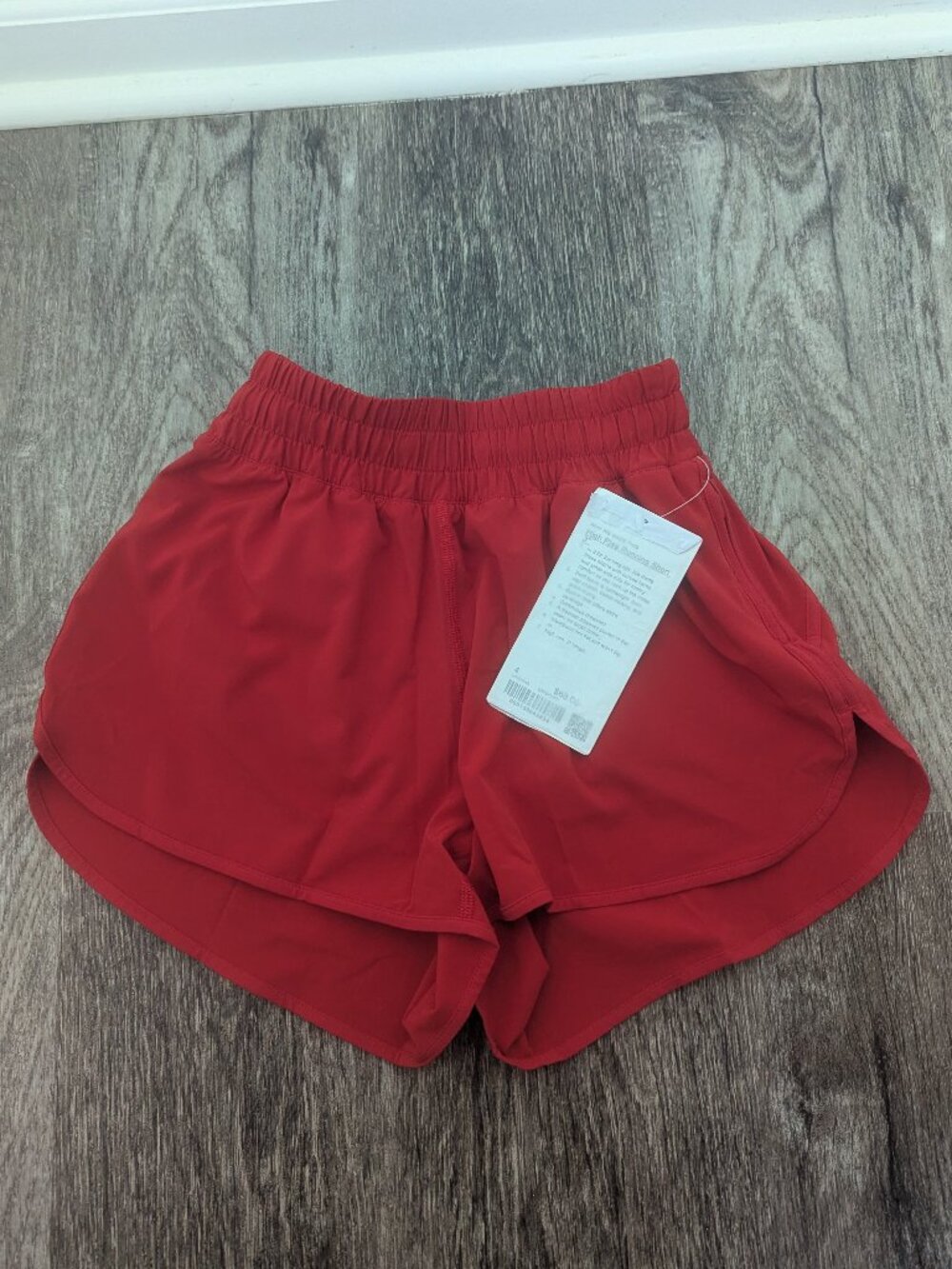 NWT Lululemon Size 4 Oxford Red High Rise 3" Running Shorts